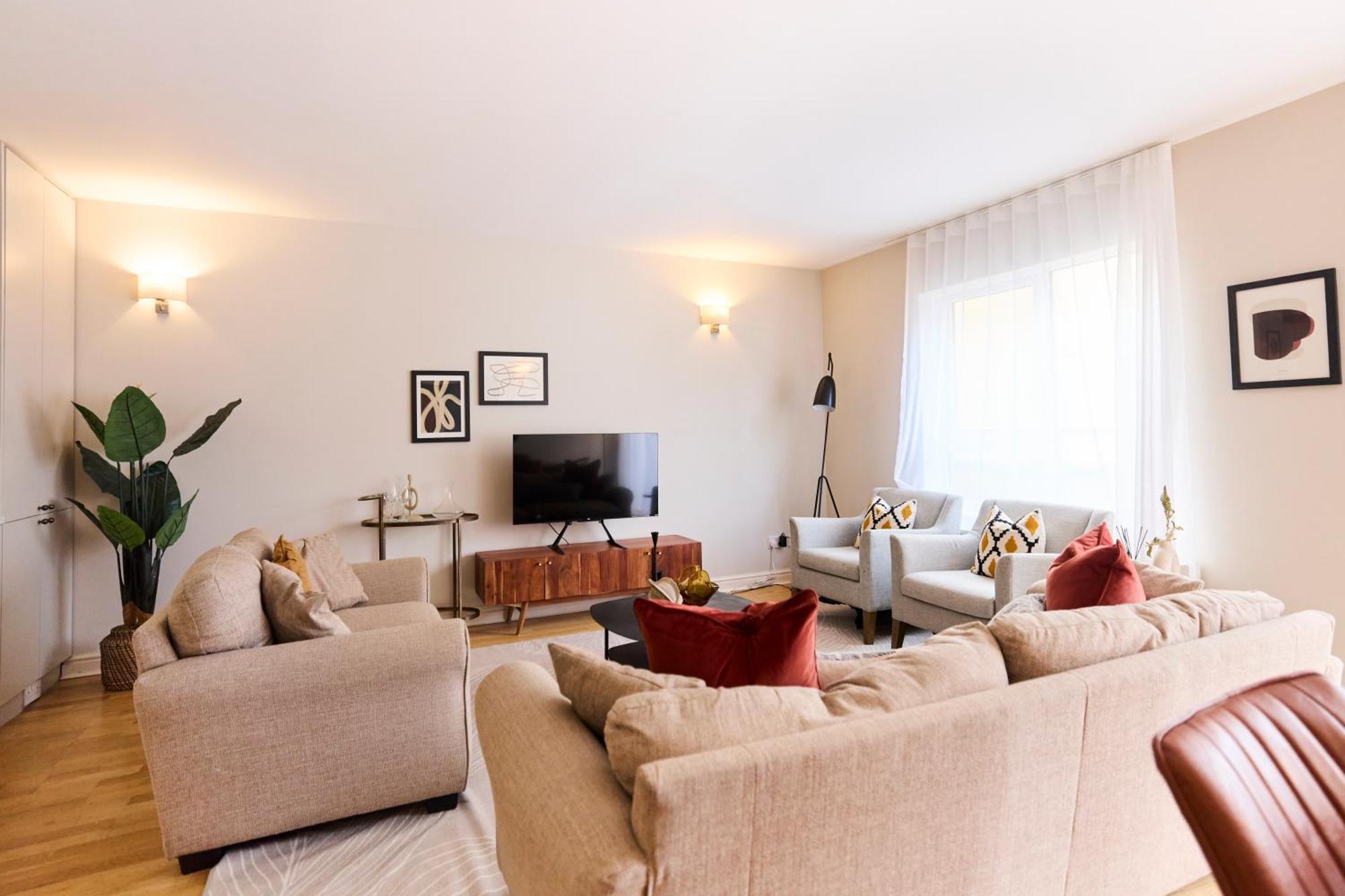 The Wray Crescent Hideout - Stylish 4bdr With Parking Appartamento *